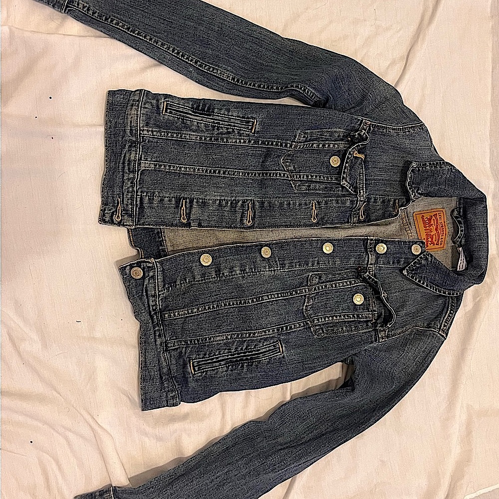 Levi's Blue Denim Jacket 99% COTTON!